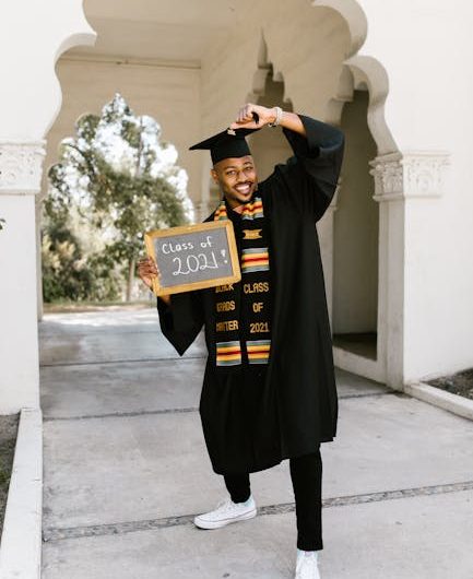 Купите диплом вуза с занесением в реестр сейчас